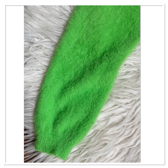 Savage x Fenty Fluff It Up Fuzzy Top And Bottoms Set Green Size Medium - Picture 3 of 10
